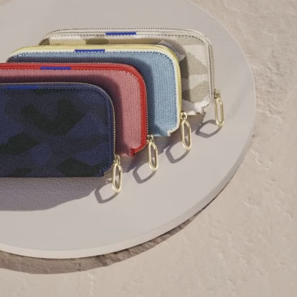 Rothy’s Continental Wallet